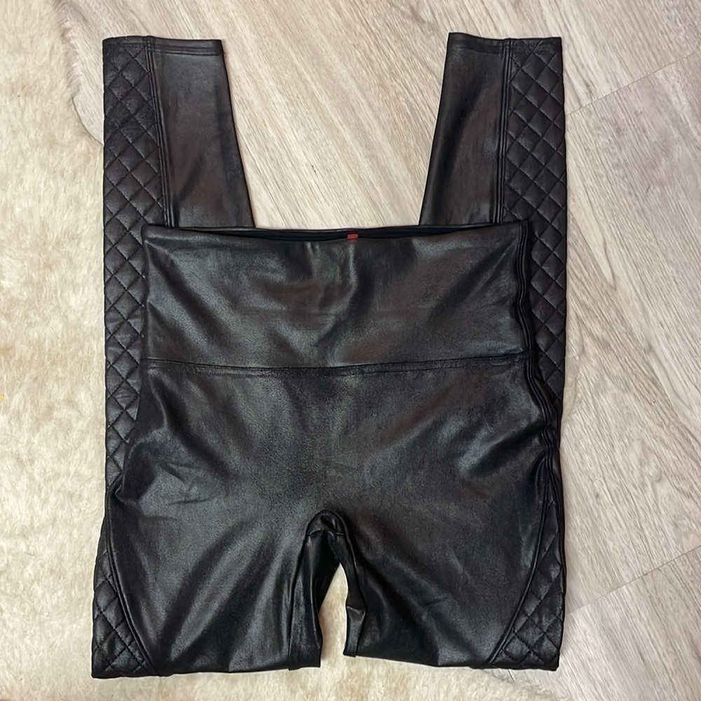 Spanx Size S Faux Leather Quilted Leggings - Black